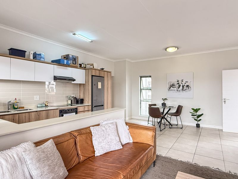 Modern 2-Bedroom Luxury Apartment in Ballito Hills Estate – Comfort, Style & Prime Location - Photo 5