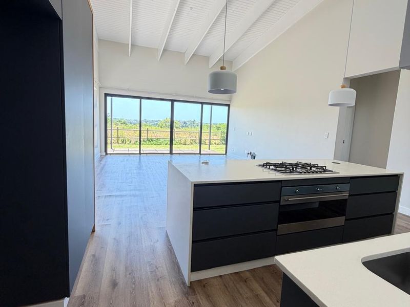 Modern 2-Bedroom Home To Rent in Dolphin Ridge - Photo 8