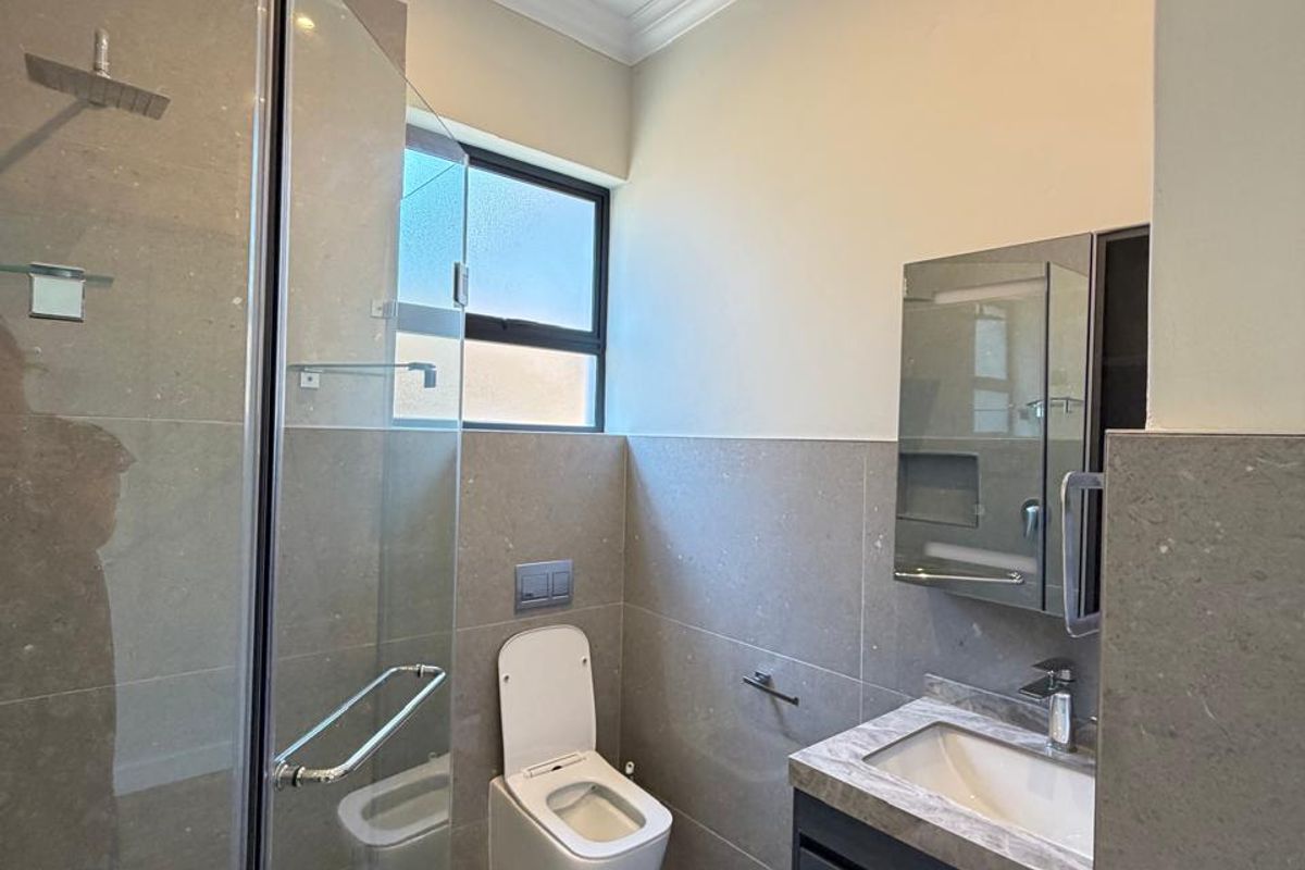 Modern 2-Bedroom Home To Rent in Dolphin Ridge - Photo 5