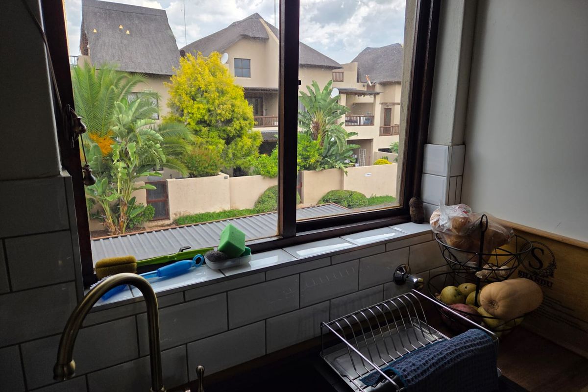 First floor, two bedroom, one bathroom loft apartment. Serious seller, open to negotiation. - Photo 5