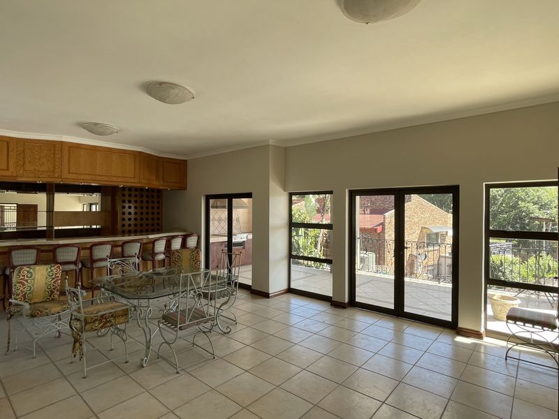 Luxury 5-Bedroom Mansion – Style & Elegance for Rent - Photo 5