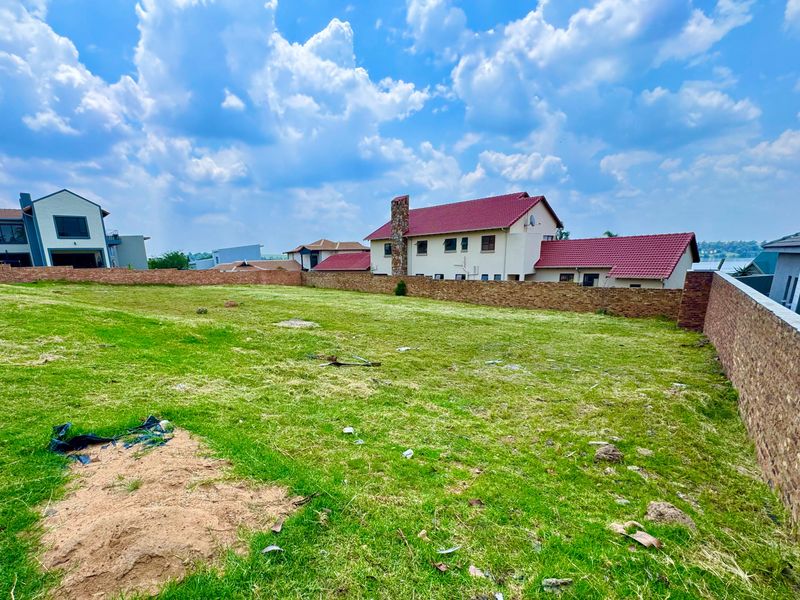 Prime Stand For Sale in Bankenveld Estate. - Photo 4