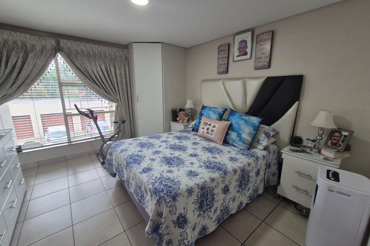 Modern Bliss in a Secured Complex! - Photo 5