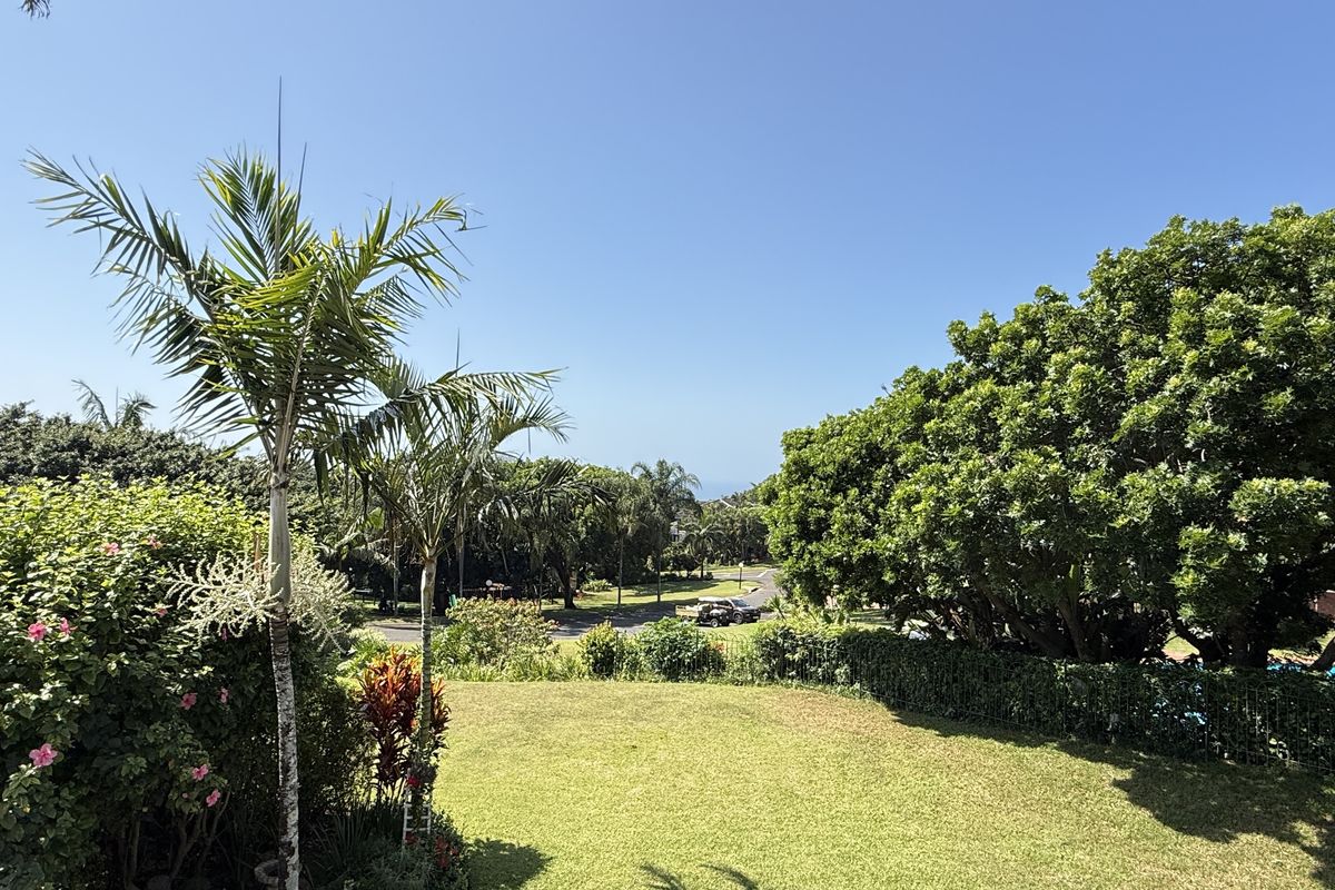 Neat as a pin Apartment - Photo 2