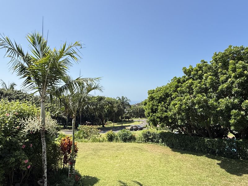 Neat as a pin Apartment - Photo 2