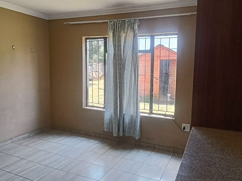 Prime Real Estate: 9-Bed Powerhouse with Solar Upgrades - Photo 3