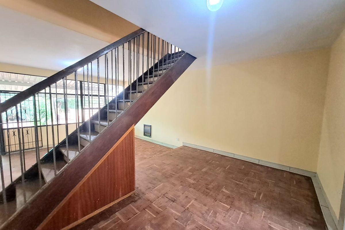 GREAT VALUE TOWNHOUSE – THREE RIVERS. - Photo 2