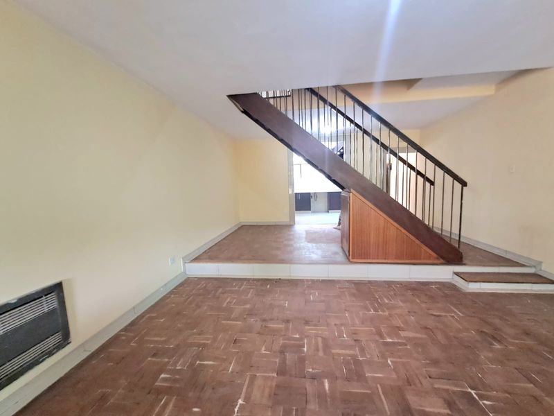 GREAT VALUE TOWNHOUSE – THREE RIVERS. - Photo 7