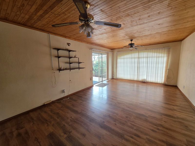 BEAUTIFUL FACEBRICK FULL-TITLE TOWNHOUSE FOR SALE – SASOLBUR - Photo 7