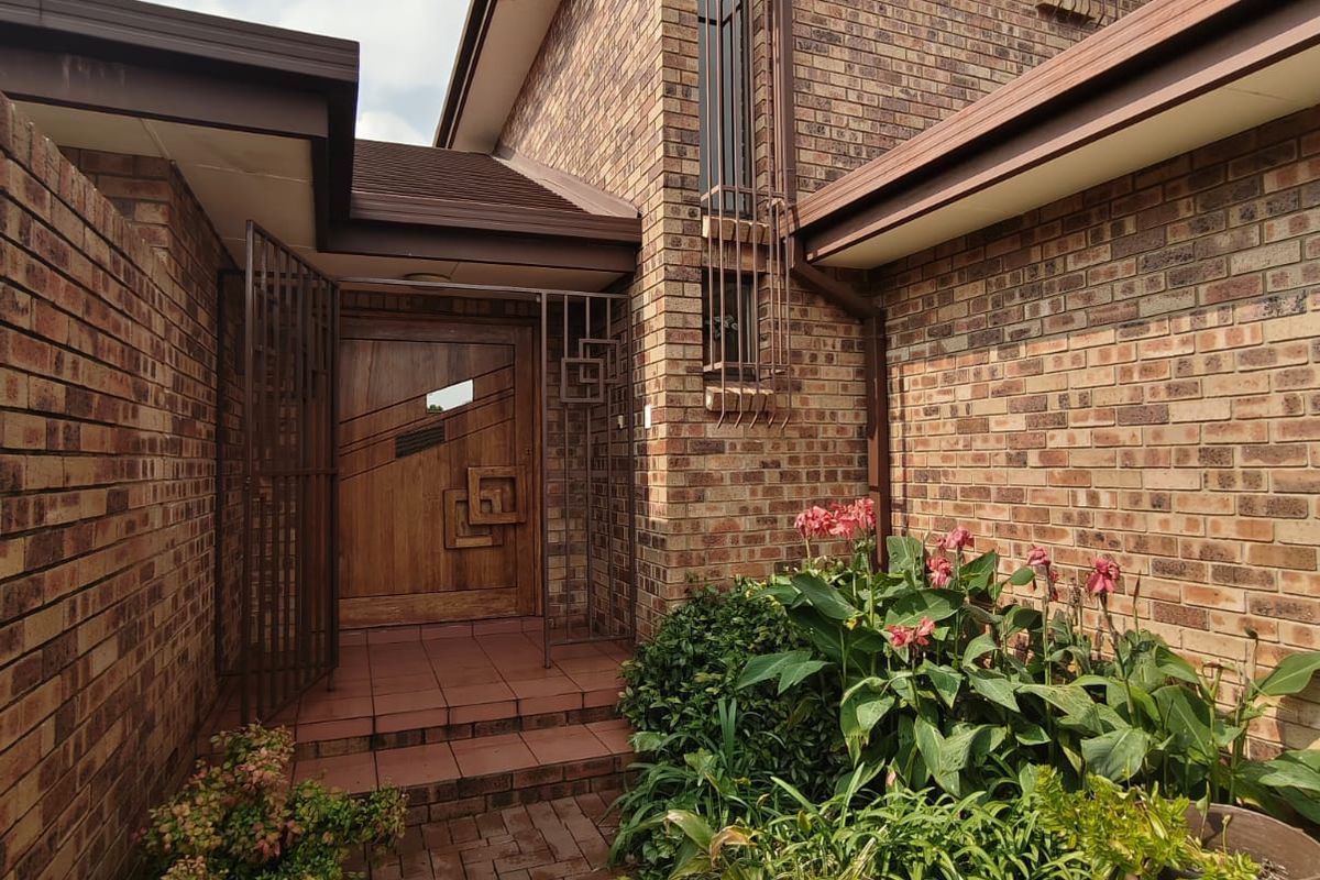 Exclusive Facebrick Duplex Townhouse Claerhout Singel, Sasolburg - Photo 2