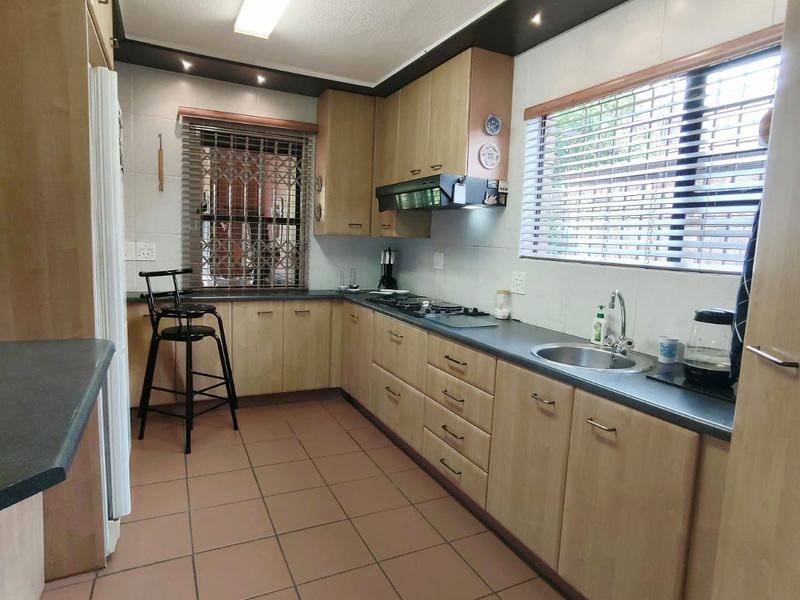 Exclusive Facebrick Duplex Townhouse Claerhout Singel, Sasolburg - Photo 7