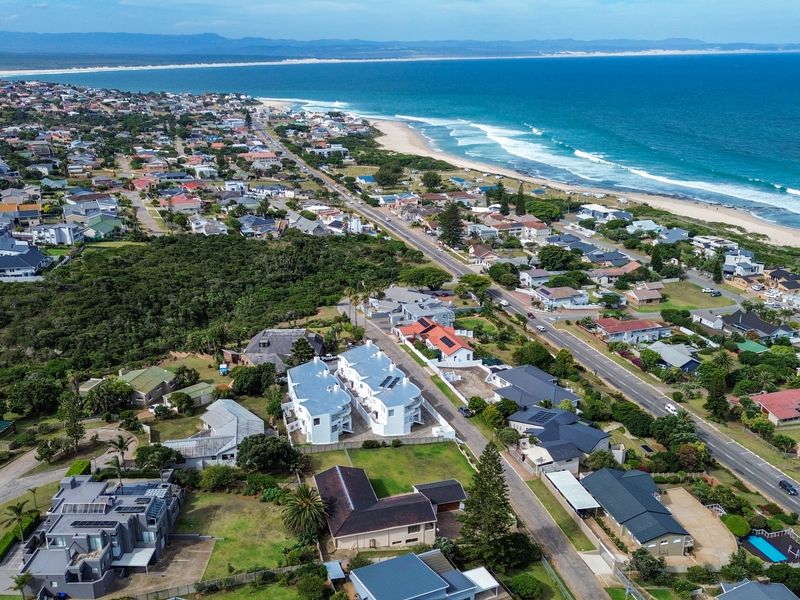 Apartment For Sale in Jeffreys Bay - Photo 4