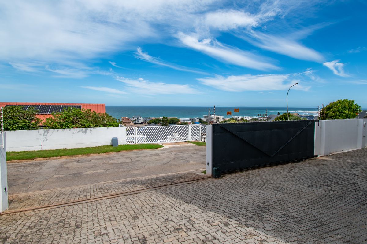 Apartment For Sale in Jeffreys Bay - Photo 3