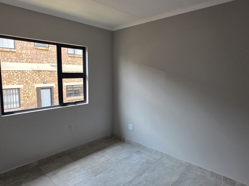 Discover your dream home in the brand-new Heuwel West development - Photo 6