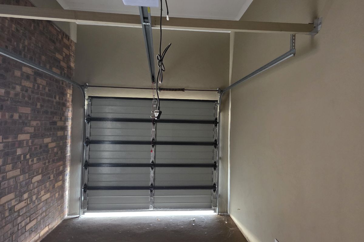 Discover your dream home in the brand-new Heuwel West development - Photo 5