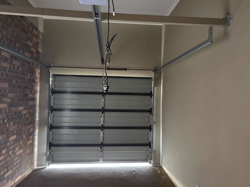 Discover your dream home in the brand-new Heuwel West development - Photo 5