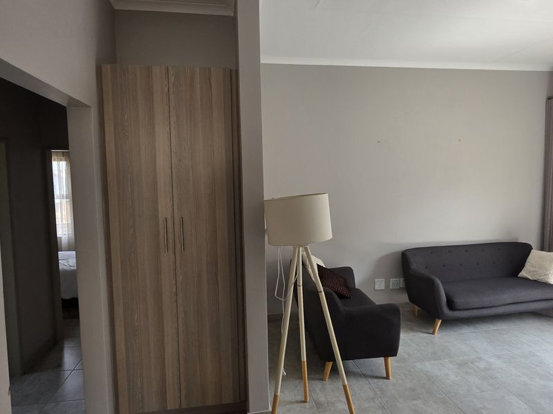 Discover your dream home in this striking 3-bedroom residence situated in a desirable new developmen - Photo 9