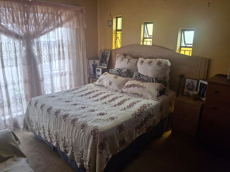 3-Bedroom House with Exceptional Rental Income Potential – Tembisa - Photo 5