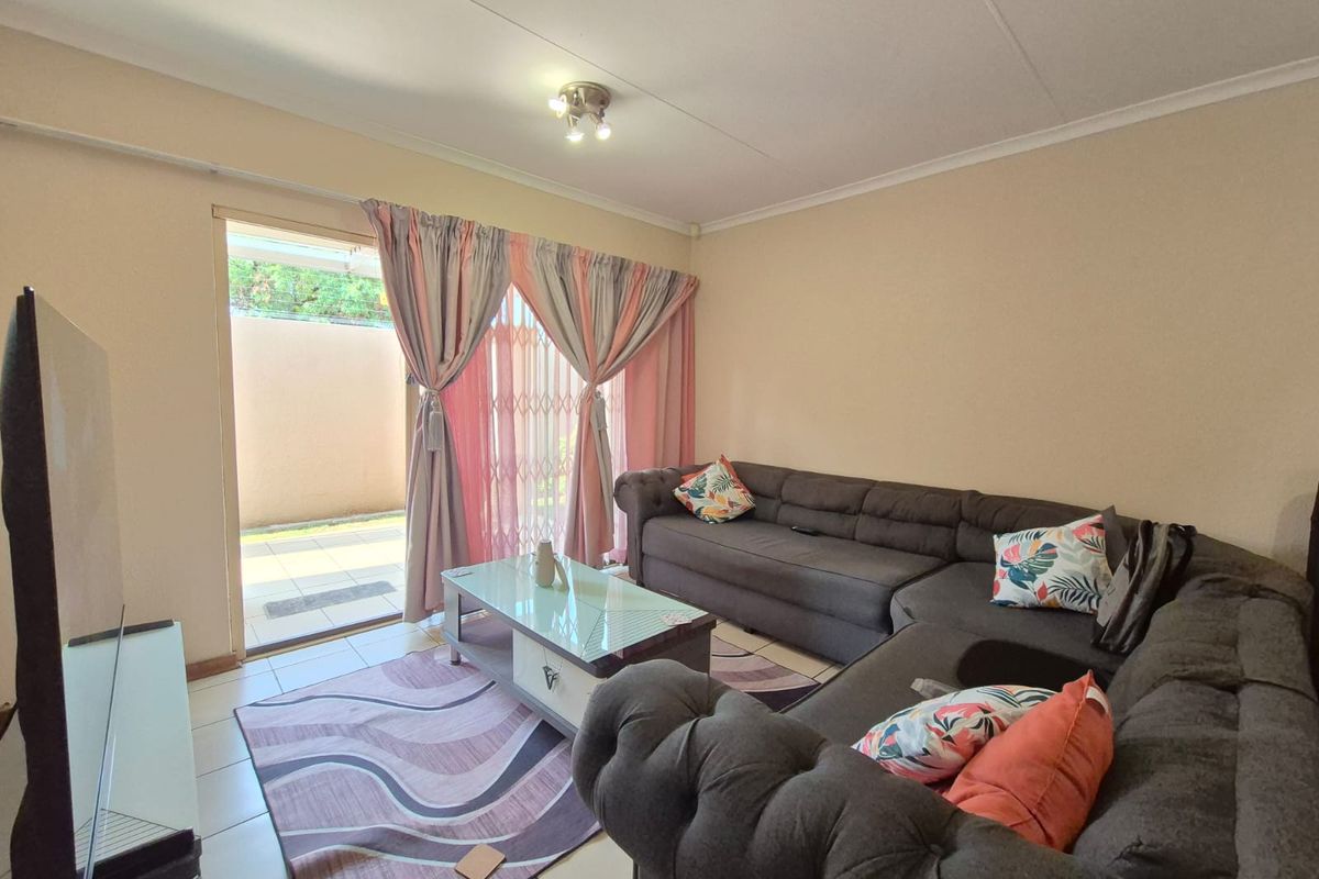 !Perfect Priced in a Secured Area! - Photo 4