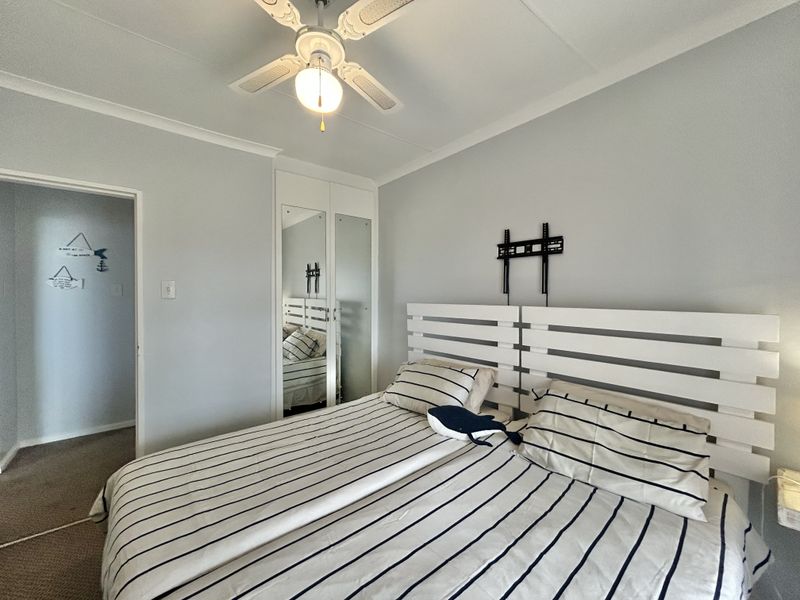 Townhouse with sea view -prime location - Photo 9