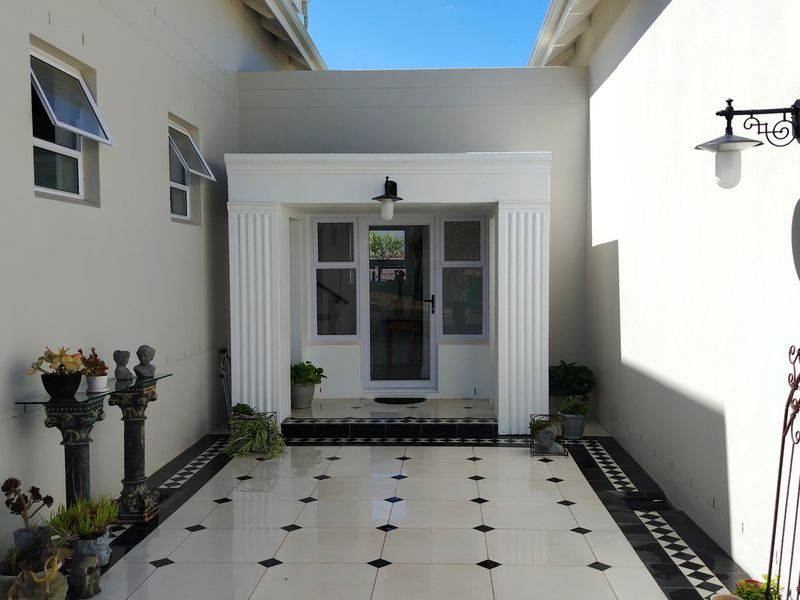 Refined Country Living in a Modern Maremmana Estate Home - Photo 6