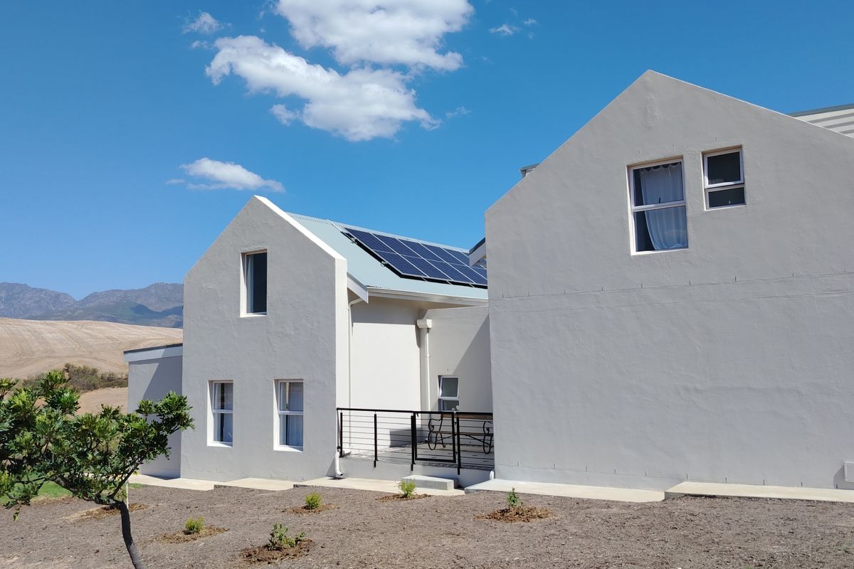 Refined Country Living in a Modern Maremmana Estate Home - Photo 3