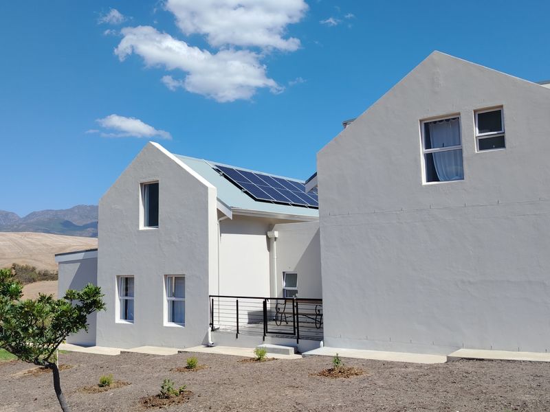 Refined Country Living in a Modern Maremmana Estate Home - Photo 3