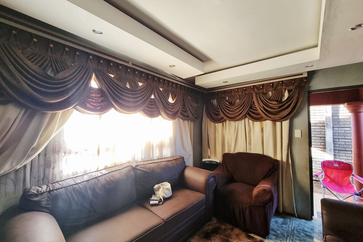 Beautiful house for sale - Photo 2