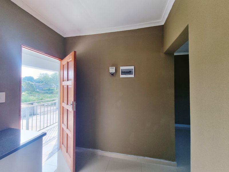 Bachelor Room To Rent - Photo 9