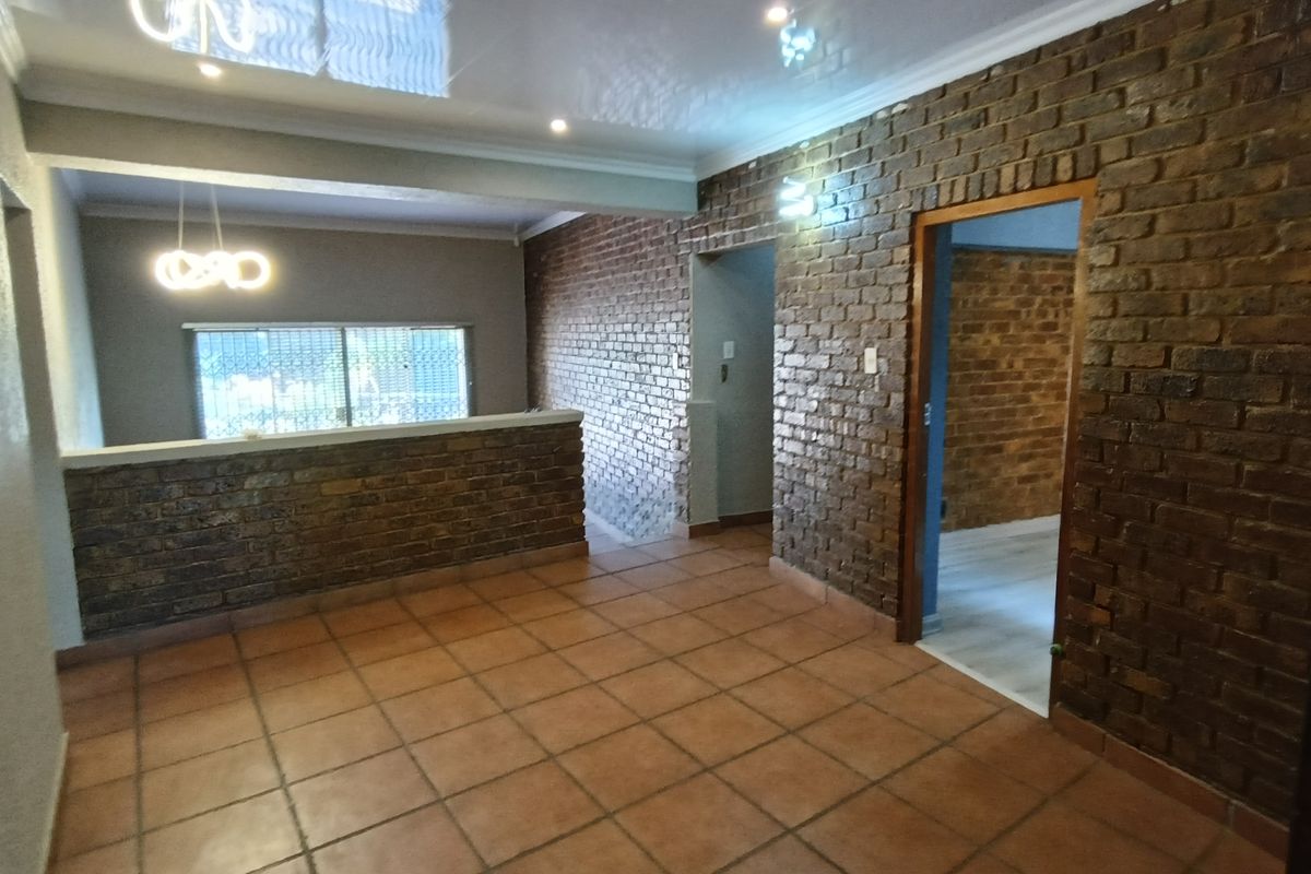 Massive property in a very popular area! - Photo 5