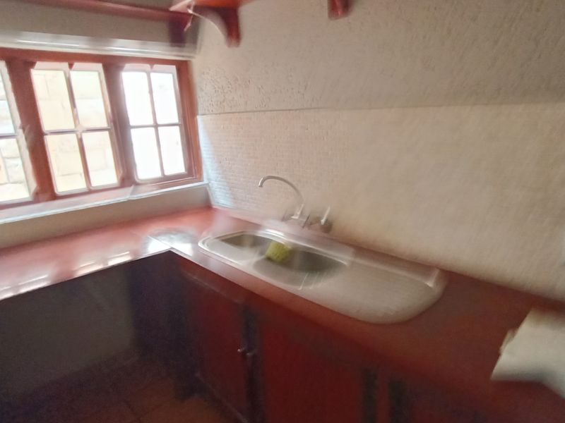 Massive property in a very popular area! - Photo 8