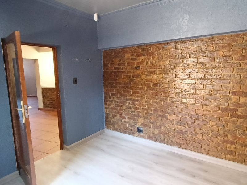 Massive property in a very popular area! - Photo 6