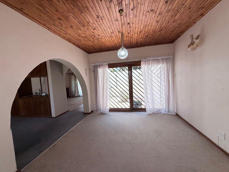 3 Bedroom Drakensberg Aviary hill Property - Photo 7