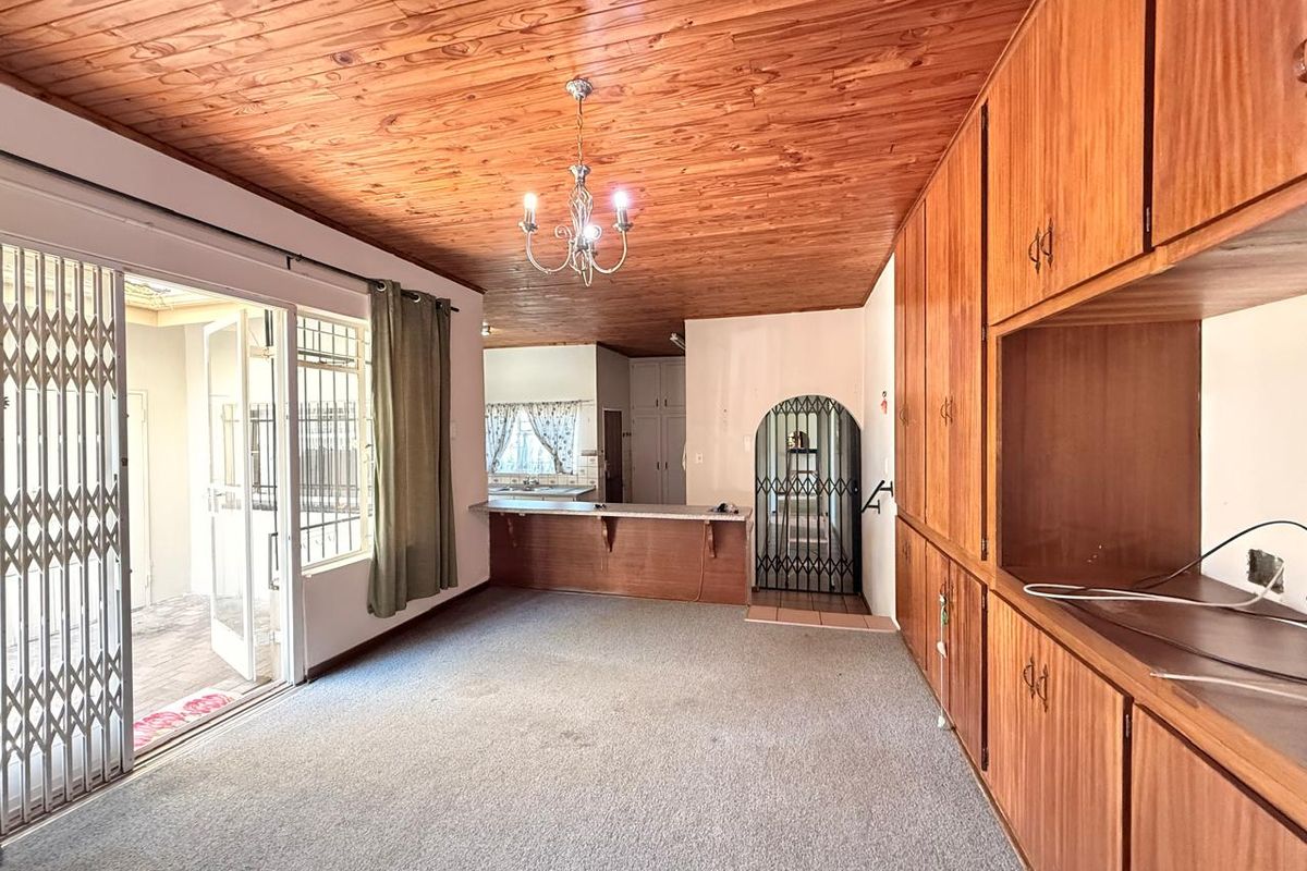 3 Bedroom Drakensberg Aviary hill Property - Photo 5