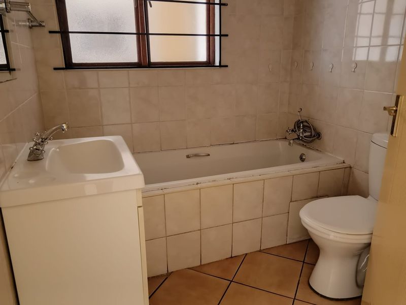 2 Bedroom Apartment to rent in Kenleaf - Photo 9