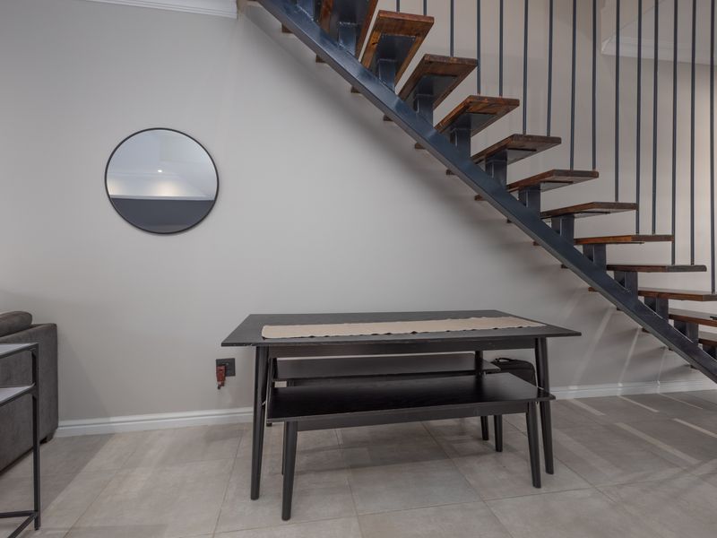 Ultra Modern 4 Bedroom Duplex with state of the art security - Photo 6
