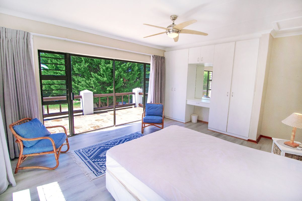 Charming 4-bed house in St Francis Bay Village - Photo 2