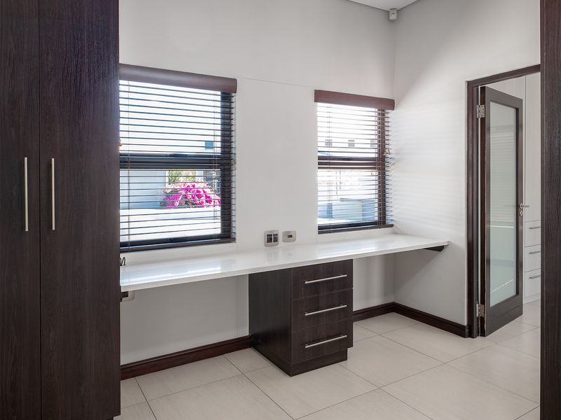 SUIDERHOF TOWNHOUSE 4,200,000 - Photo 7