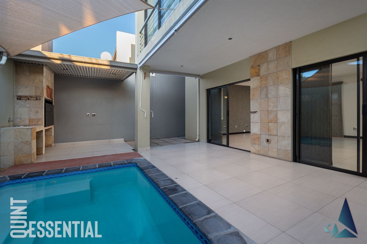 SUIDERHOF TOWNHOUSE 4,200,000 - Photo 2