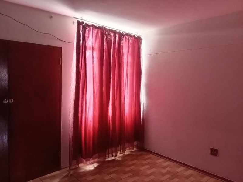 Fantastic 2 Bedroom Apartment - Photo 8