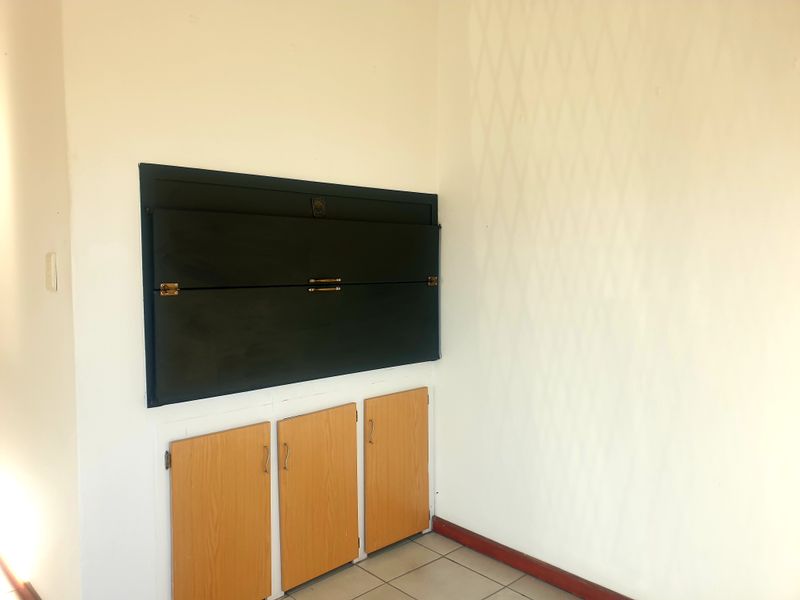 Move-In Ready Apartment in Peaceful Dana Bay Conservancy to rent - Photo 9