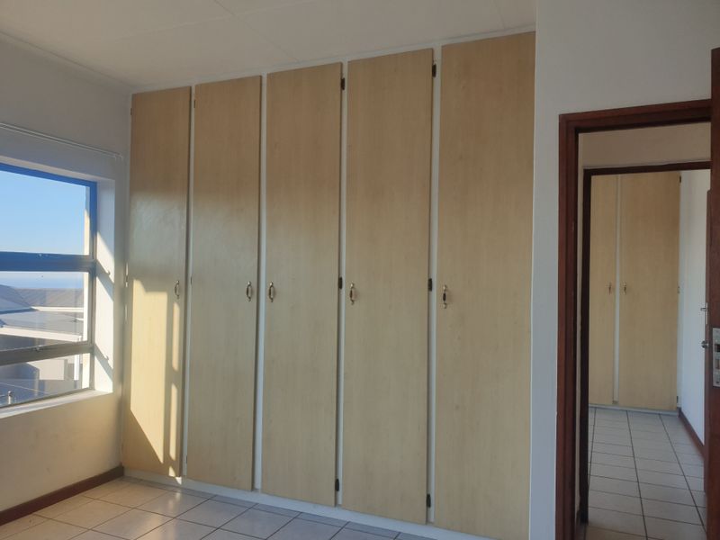 Move-In Ready Apartment in Peaceful Dana Bay Conservancy to rent - Photo 5