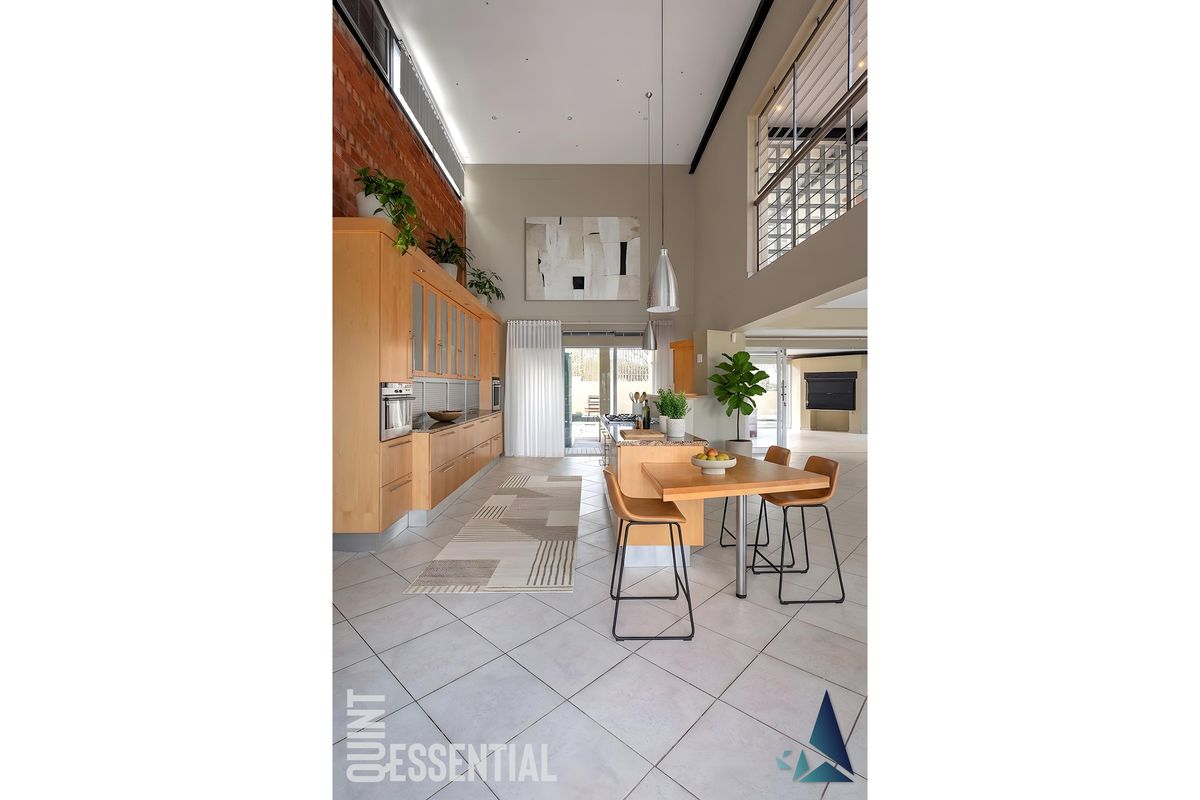 Klein Windhoek - 6,200,000 - Photo 3