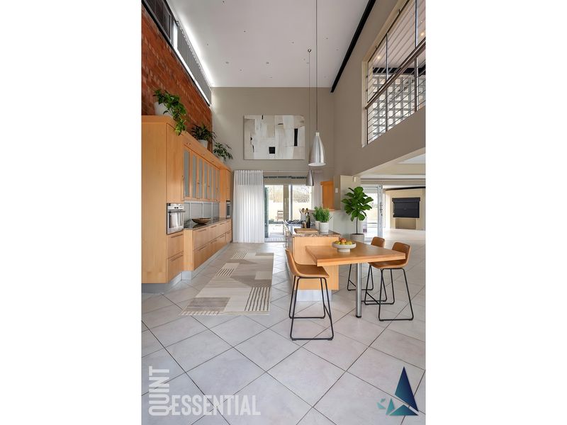 Klein Windhoek - 6,200,000 - Photo 3