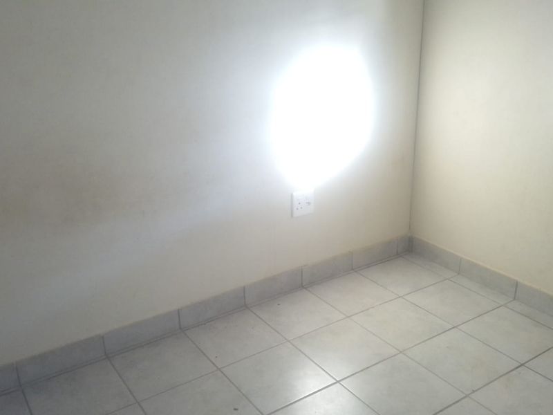 3 bedroom family Home in Sky City - Photo 9