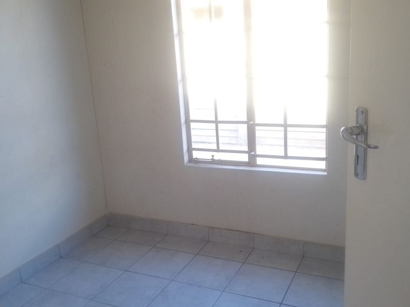 3 bedroom family Home in Sky City - Photo 6