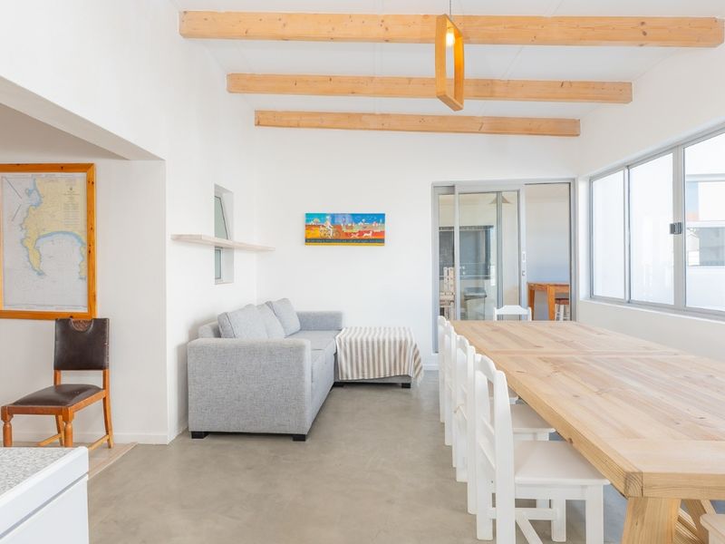 Holiday House, Permanent Residence or Rental Income. Struisbaai - Photo 8