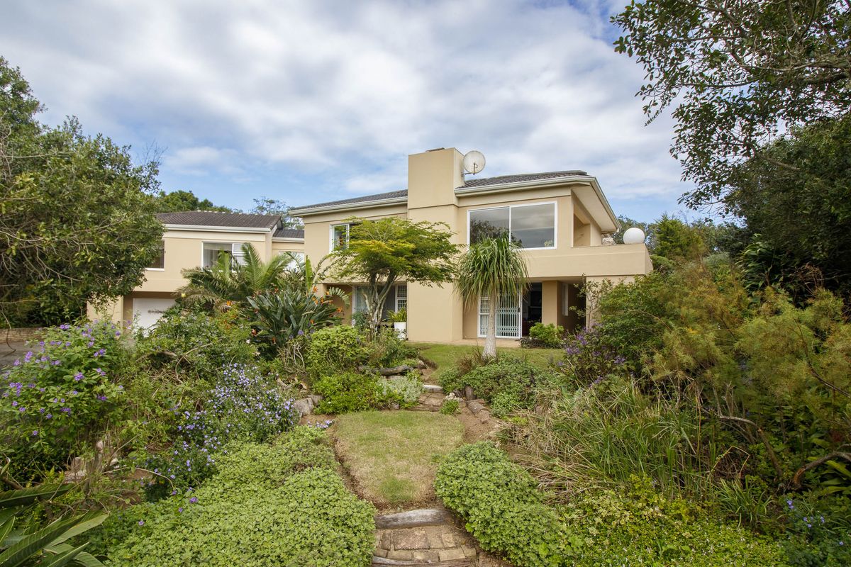 Experience Tranquil Living in this Serene Oasis in Port Alfred - Photo 2