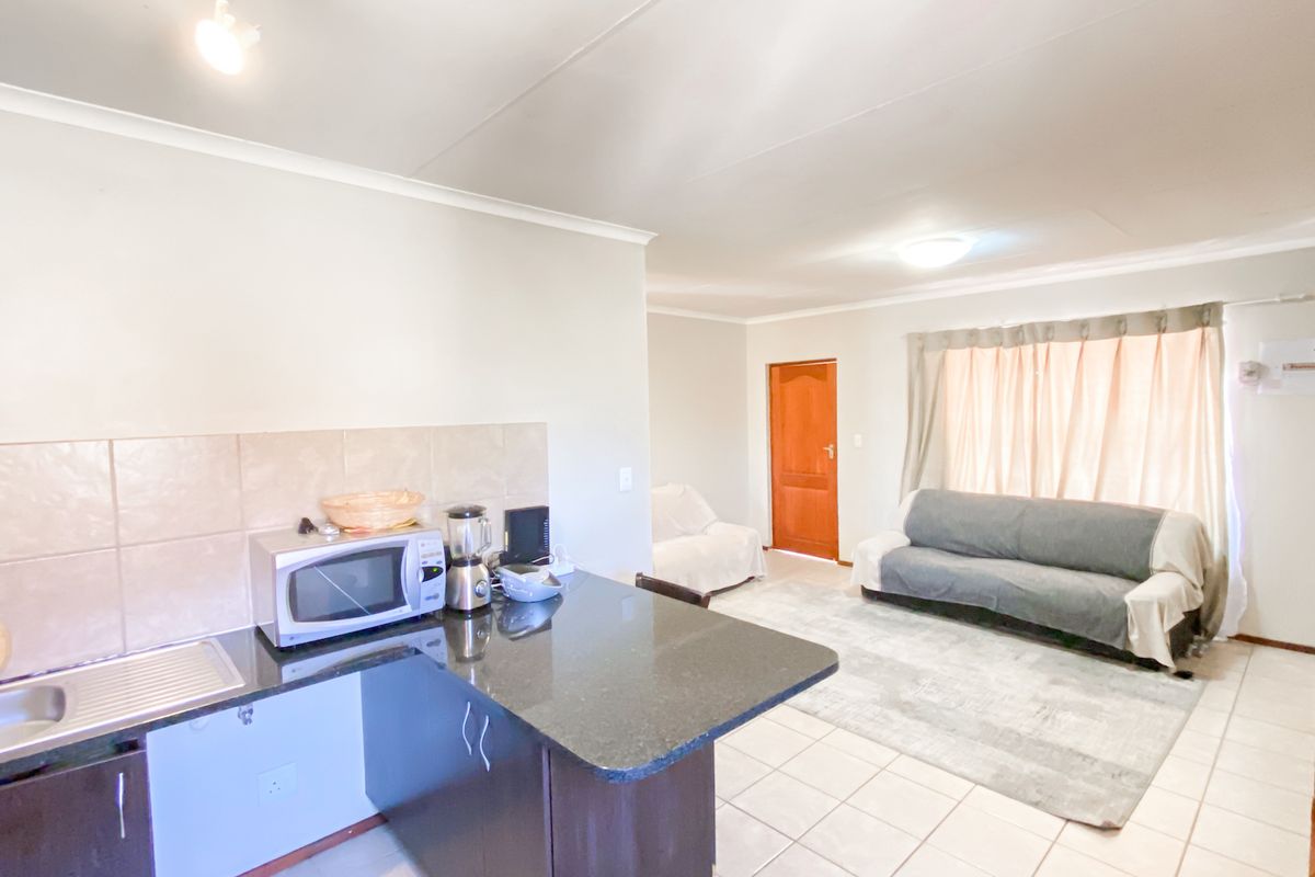 Stylish First‐Floor Unit in Starling on Eleventh - Photo 3
