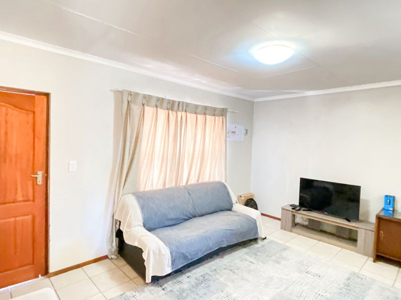 Stylish First‐Floor Unit in Starling on Eleventh - Photo 7